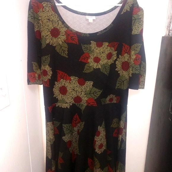 3X Lularoe Nicole